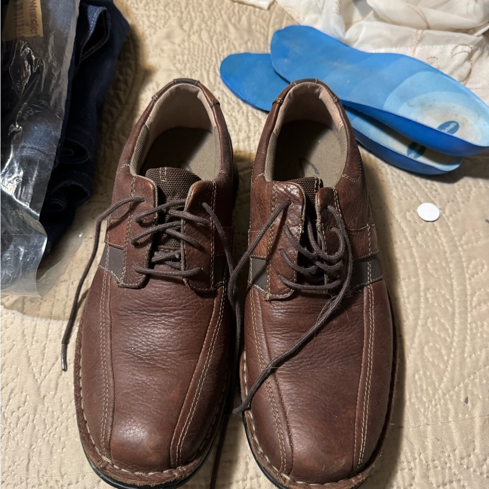 Clarks Men's Dark Brown Leather Oxfords